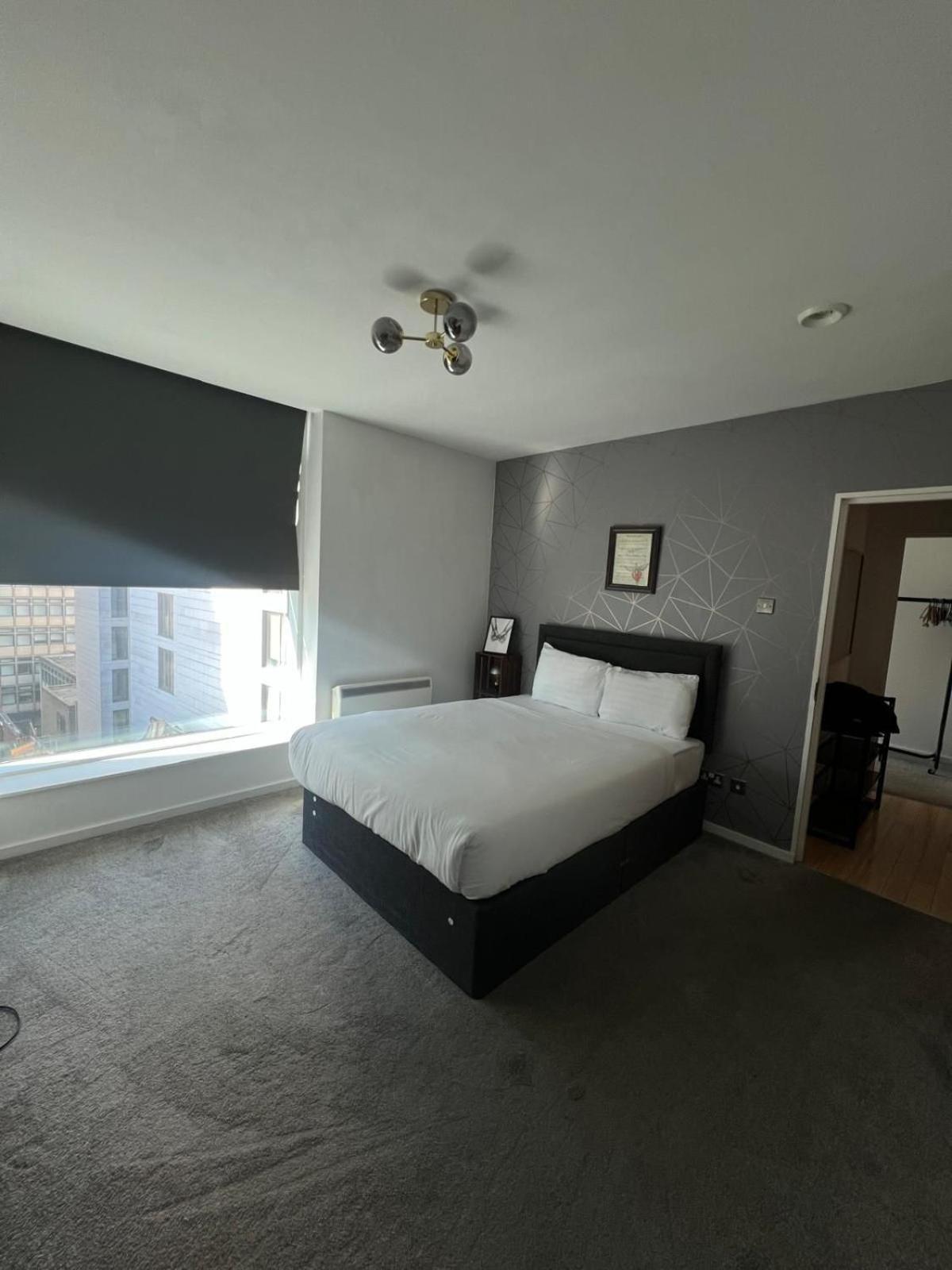 Super Prime City Centre Modern 3 Bed Apartment Ліверпуль Екстер'єр фото